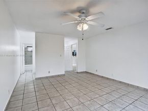 311 Lakeside Ct 238, Sunrise FL 33326