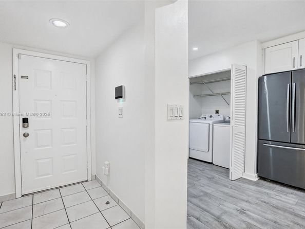 311 Lakeside Ct 238, Sunrise FL 33326