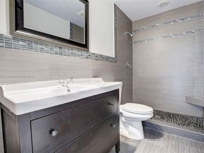 311 Lakeside Ct 238, Sunrise FL 33326