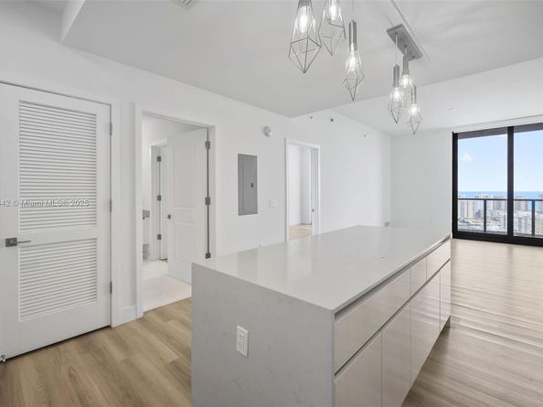 101 Diplomat Pkwy 2604, Hallandale Beach FL 33009