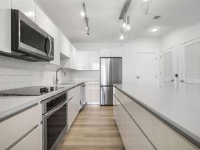 101 Diplomat Pkwy 2604, Hallandale Beach FL 33009