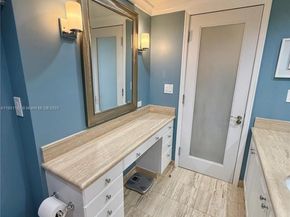 16518 NE 26th Ave 405, North Miami Beach FL 33160