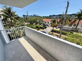 16518 NE 26th Ave 405, North Miami Beach FL 33160