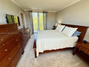 16518 NE 26th Ave 405, North Miami Beach FL 33160