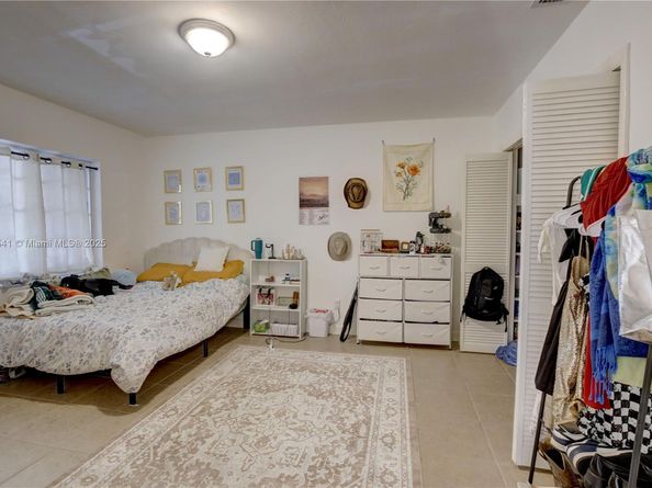 4995 Ponce de Leon /1050 Sistina Avenue, Coral Gables FL 33146