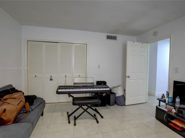 4995 Ponce de Leon /1050 Sistina Avenue, Coral Gables FL 33146