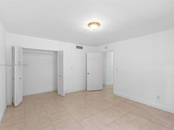 4995 Ponce de Leon /1050 Sistina Avenue, Coral Gables FL 33146