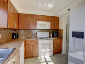4995 Ponce de Leon /1050 Sistina Avenue, Coral Gables FL 33146