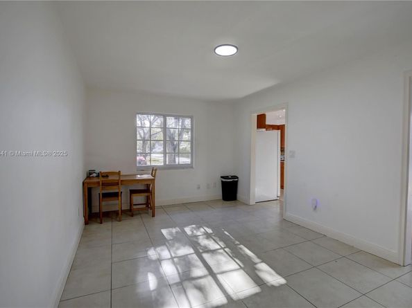 4995 Ponce de Leon /1050 Sistina Avenue, Coral Gables FL 33146