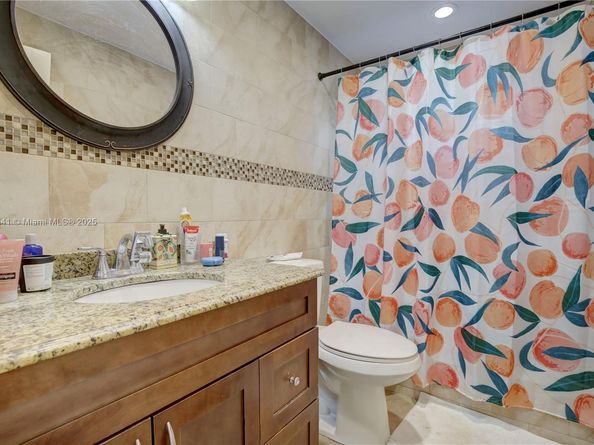 4995 Ponce de Leon /1050 Sistina Avenue, Coral Gables FL 33146