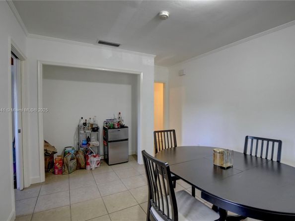 4995 Ponce de Leon /1050 Sistina Avenue, Coral Gables FL 33146