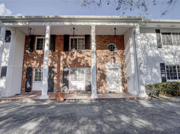 4995 Ponce de Leon /1050 Sistina Avenue, Coral Gables FL 33146