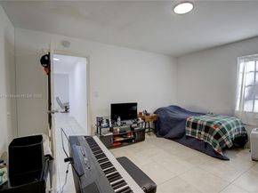 4995 Ponce de Leon /1050 Sistina Avenue, Coral Gables FL 33146