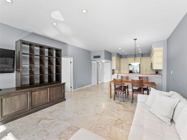 5 Island Ave LE, Miami Beach FL 33139