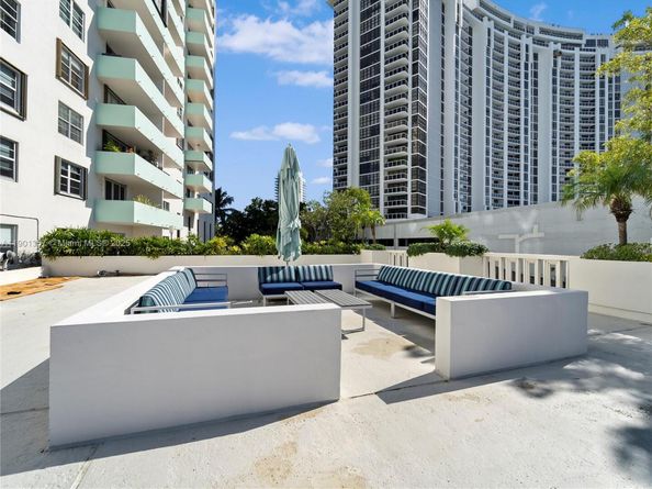 5 Island Ave LE, Miami Beach FL 33139