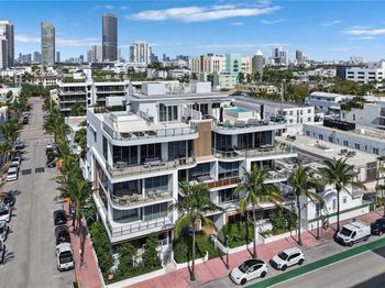 304 Ocean Dr