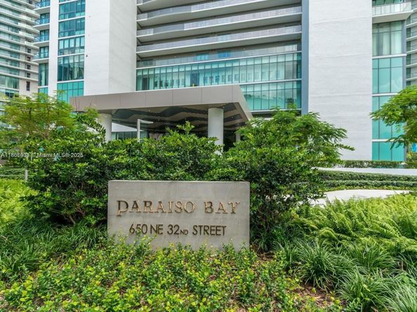 650 NE 32nd St 2907, Miami FL 33137