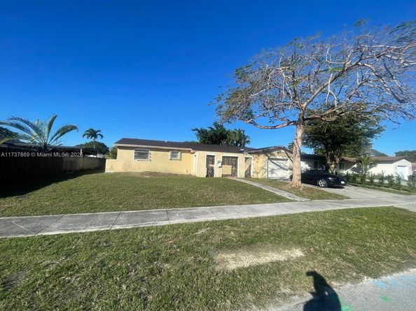 7630 SW 94th Ave, Miami FL 33173
