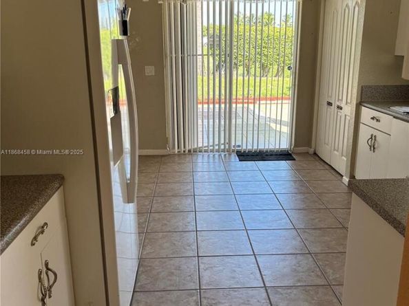 2308 NE 37th Ter, Homestead FL 33033