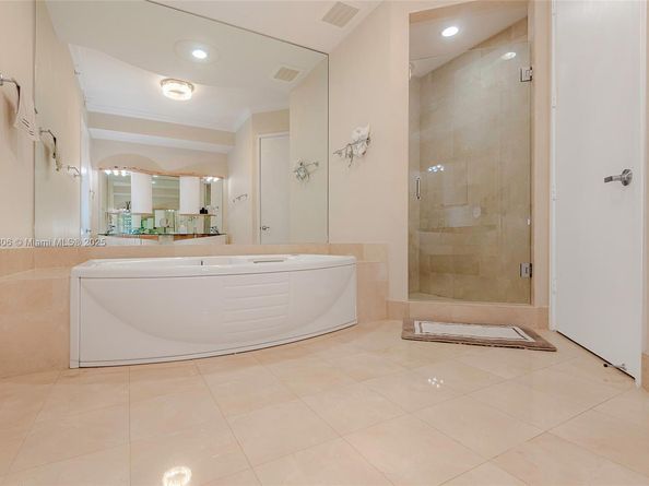 18101 Collins Ave (2,167 sq.ft.) 3608, Sunny Isles Beach FL 33160