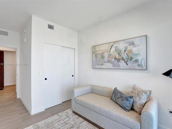 580 72 Street 1001, Miami Beach FL 33141