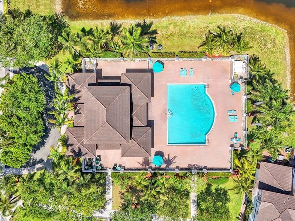 7634 NW 114th Path, Doral FL 33178