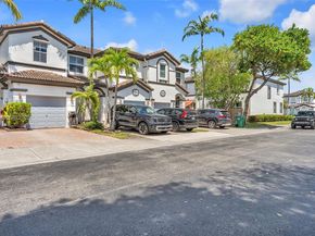 7634 NW 114th Path, Doral FL 33178