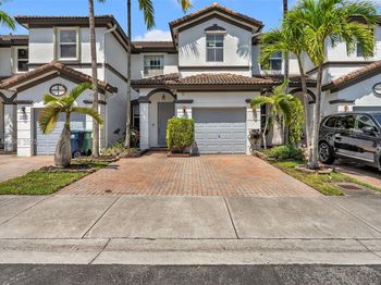 7634 NW 114th Path