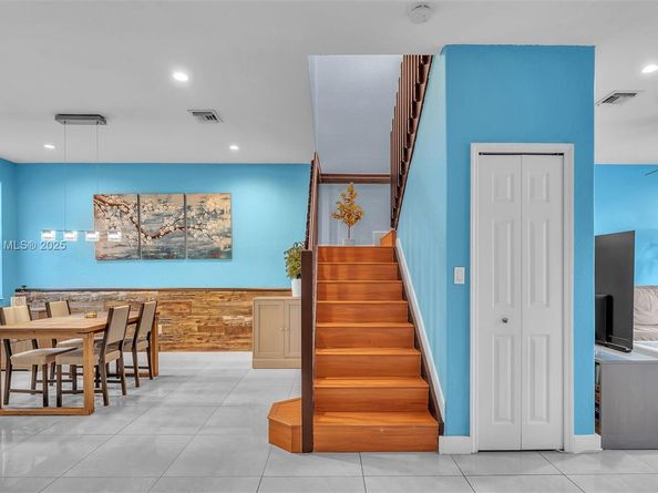 7634 NW 114th Path, Doral FL 33178