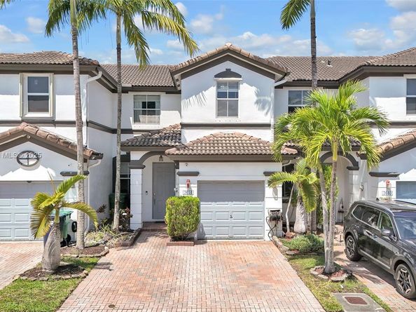 7634 NW 114th Path, Doral FL 33178