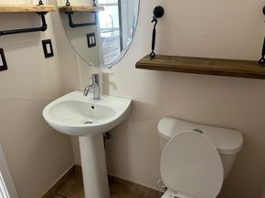 4441 NW 48th Ter, Tamarac FL 33319