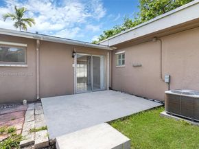 1609 S 23rd Ave, Hollywood FL 33020