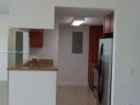 36 NW 6 Ave 608, Miami FL 33128