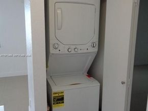 36 NW 6 Ave 608, Miami FL 33128