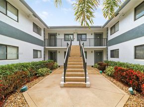 15364 Lakes Of Delray Blvd 61, Delray Beach FL 33484