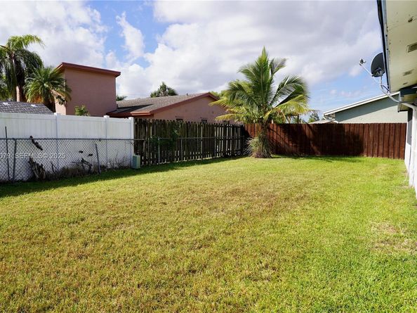 16708 SW 5th Way, Weston FL 33326