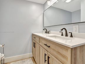 520 Orton Ave 303, Fort Lauderdale FL 33304