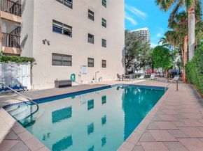 520 Orton Ave 303, Fort Lauderdale FL 33304