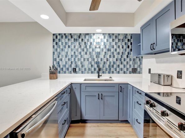 520 Orton Ave 303, Fort Lauderdale FL 33304