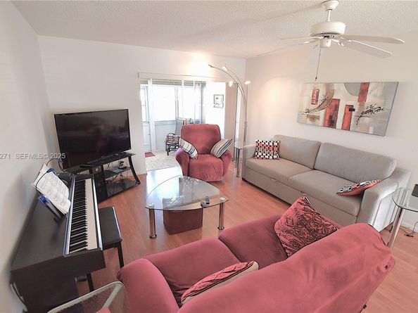 2666 E Emory Dr F, West Palm Beach FL 33415