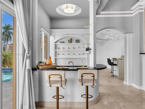 922 Washington St, Hollywood FL 33019