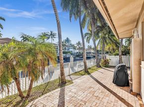 922 Washington St, Hollywood FL 33019