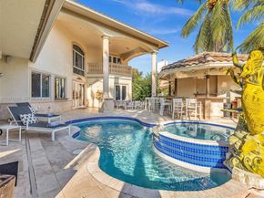 922 Washington St, Hollywood FL 33019