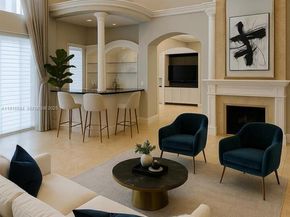 922 Washington St, Hollywood FL 33019