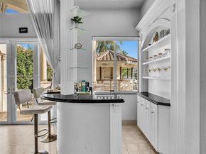 922 Washington St, Hollywood FL 33019