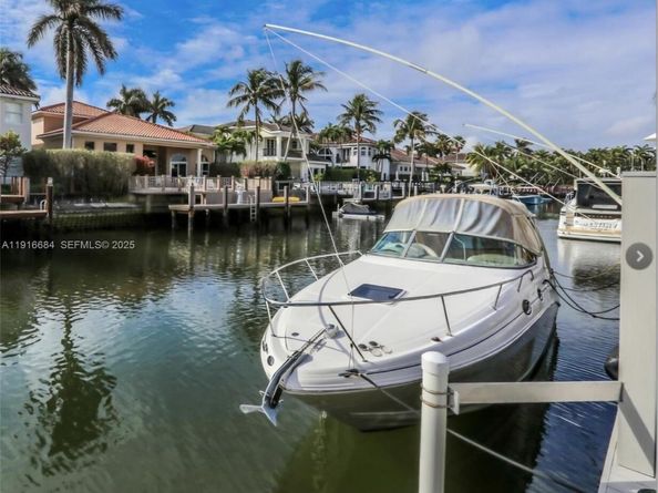 922 Washington St, Hollywood FL 33019