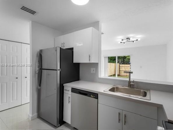2276 NW 136th Ter, Opa-Locka FL 33054
