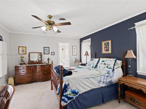 4800 NE 13th Ter, Oakland Park FL 33334