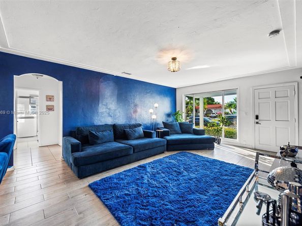 1545 Normandy Dr, Miami Beach FL 33141