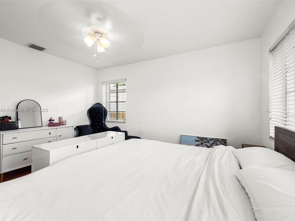 1545 Normandy Dr, Miami Beach FL 33141